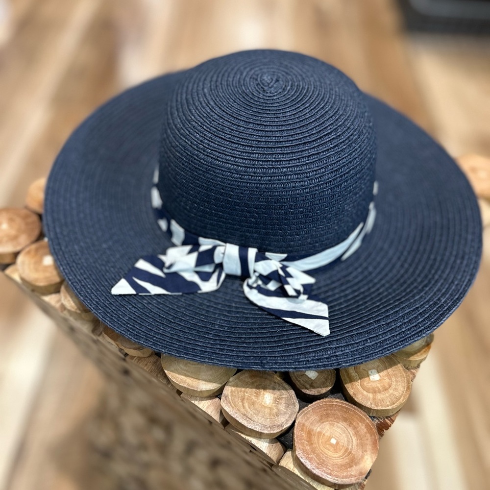 Girl’s Hat